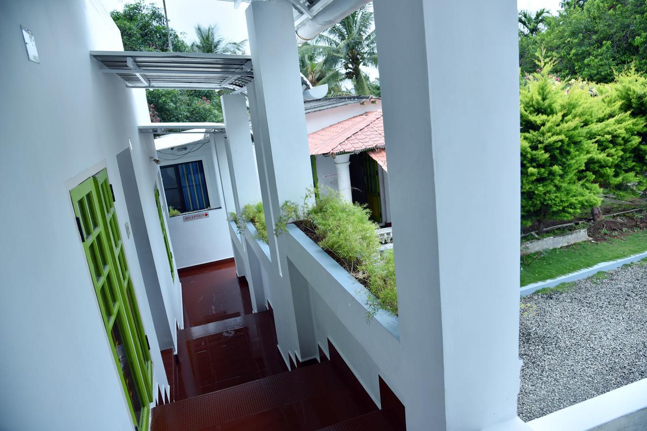 Marayoor Holidays Maraiyūr Buitenkant foto